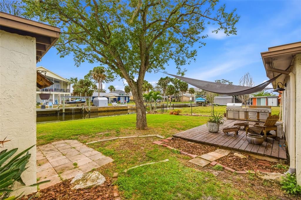 For Sale: $395,000 (3 beds, 2 baths, 1519 Square Feet)