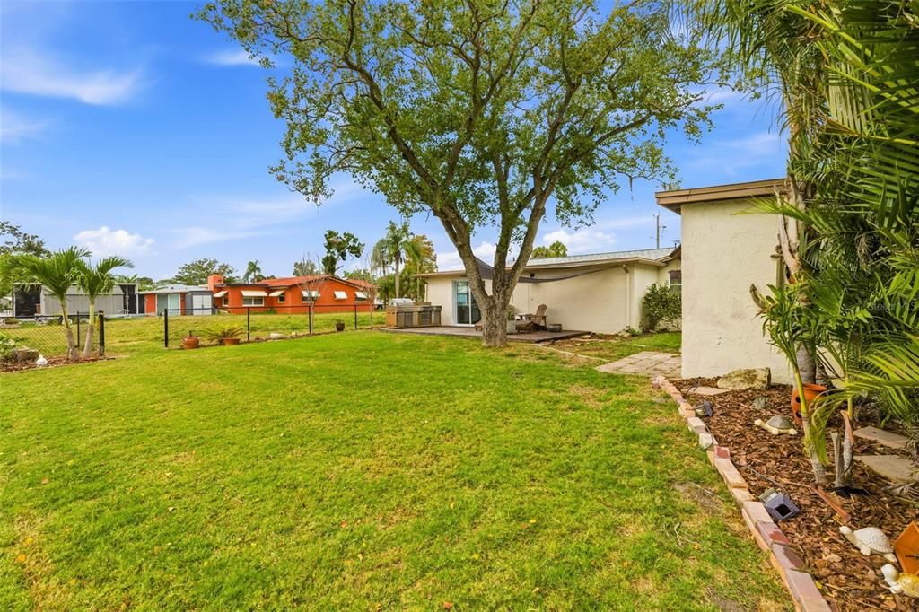 For Sale: $395,000 (3 beds, 2 baths, 1519 Square Feet)