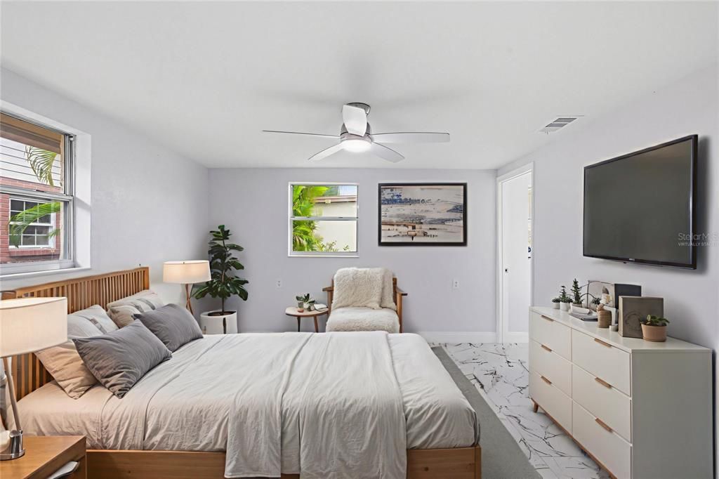 For Sale: $395,000 (3 beds, 2 baths, 1519 Square Feet)