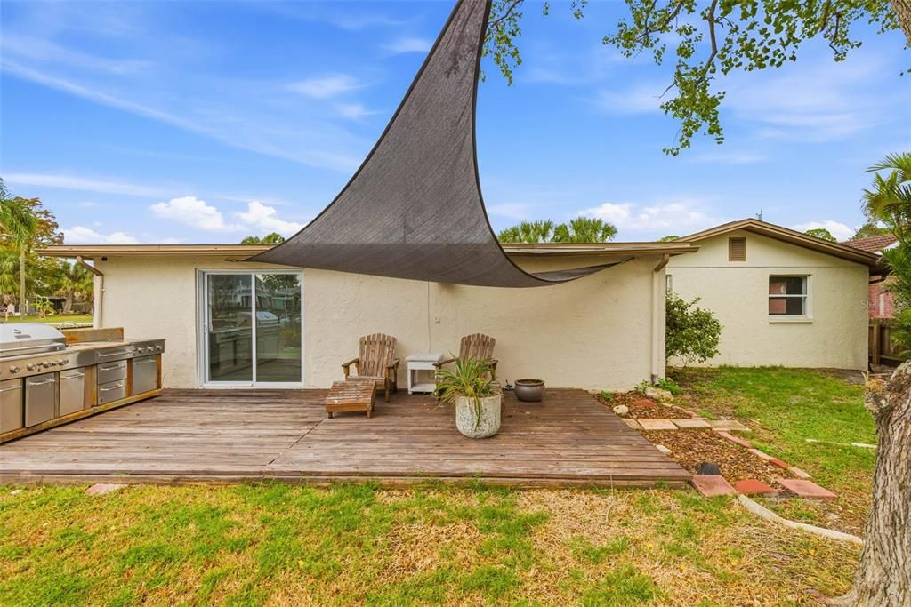 For Sale: $395,000 (3 beds, 2 baths, 1519 Square Feet)