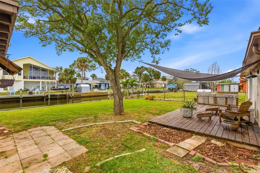 For Sale: $395,000 (3 beds, 2 baths, 1519 Square Feet)