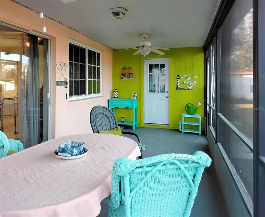 На продажу: $259,000 (2 спален, 1 ванн, 1183 Квадратных фут)