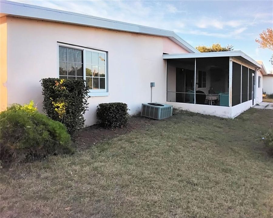 На продажу: $259,000 (2 спален, 1 ванн, 1183 Квадратных фут)