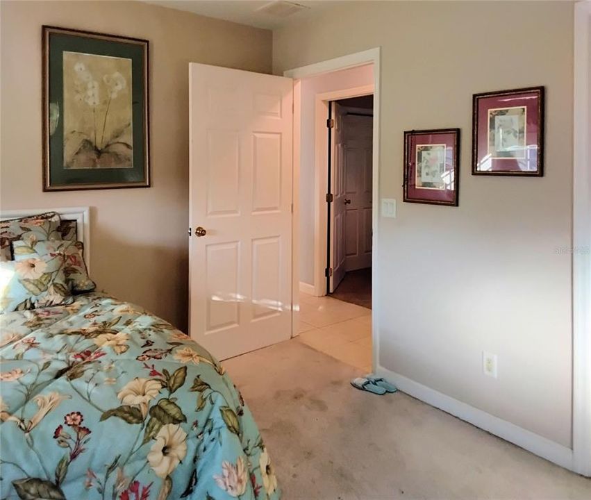 На продажу: $259,000 (2 спален, 1 ванн, 1183 Квадратных фут)