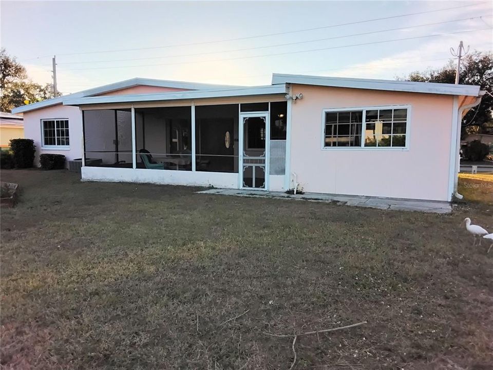 На продажу: $259,000 (2 спален, 1 ванн, 1183 Квадратных фут)