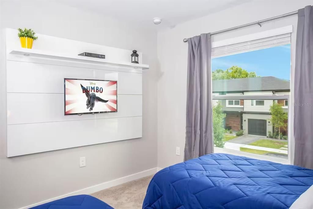 For Sale: $400,000 (4 beds, 3 baths, 1752 Square Feet)