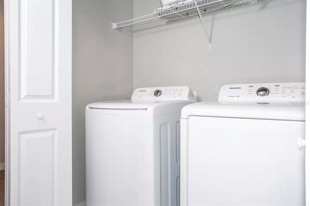 For Sale: $400,000 (4 beds, 3 baths, 1752 Square Feet)