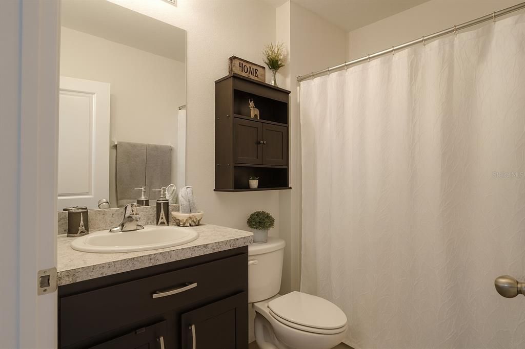 出租: $2,860 (3 贝兹, 2 浴室, 1690 平方英尺)