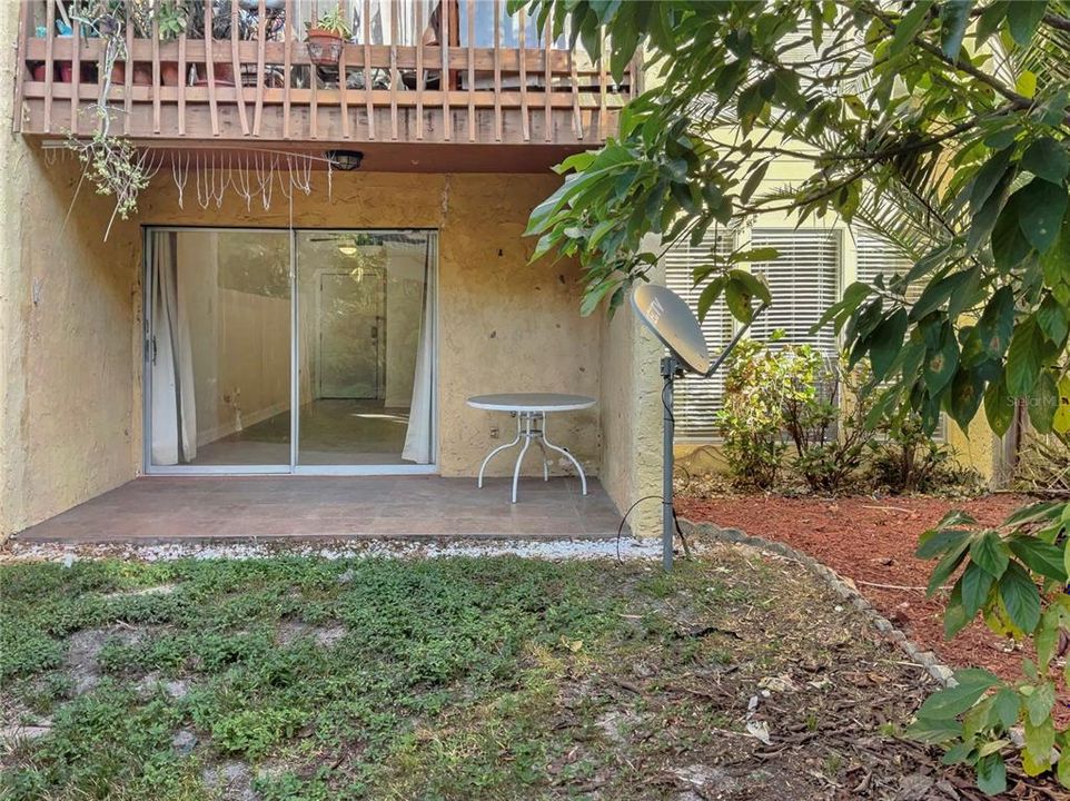 待售: $160,000 (1 贝兹, 1 浴室, 768 平方英尺)