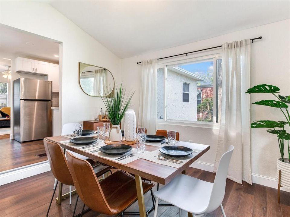 For Sale: $374,900 (3 beds, 2 baths, 1176 Square Feet)