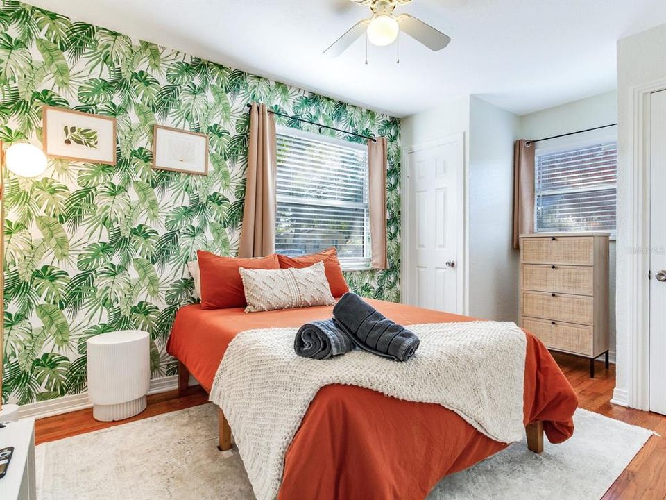 For Sale: $374,900 (3 beds, 2 baths, 1176 Square Feet)