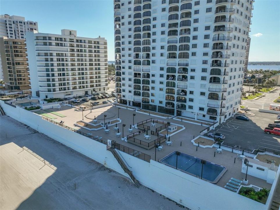 待售: $449,900 (2 贝兹, 2 浴室, 1700 平方英尺)