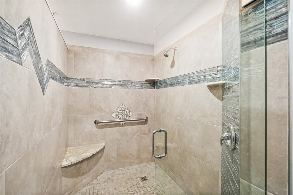 待售: $449,900 (2 贝兹, 2 浴室, 1700 平方英尺)