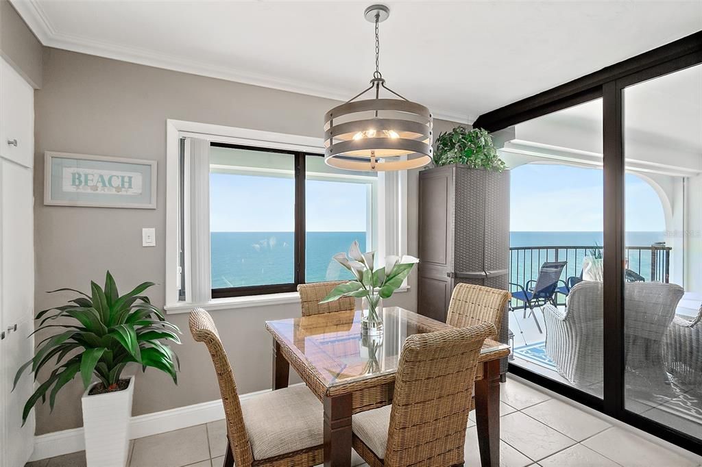 待售: $449,900 (2 贝兹, 2 浴室, 1700 平方英尺)