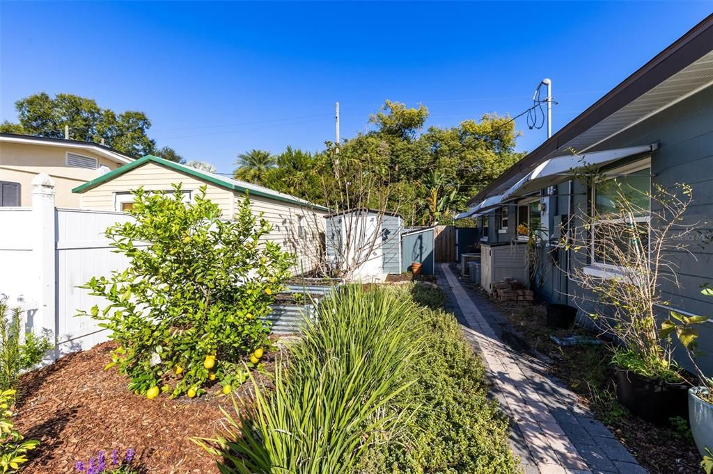 For Sale: $665,000 (3 beds, 2 baths, 1433 Square Feet)