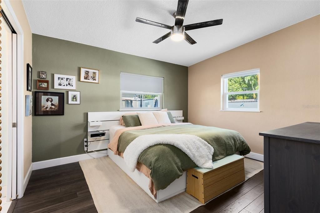 For Sale: $665,000 (3 beds, 2 baths, 1433 Square Feet)