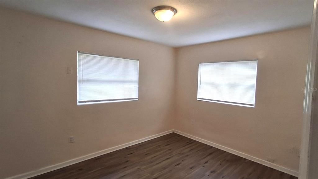 На продажу: $219,900 (3 спален, 1 ванн, 1224 Квадратных фут)