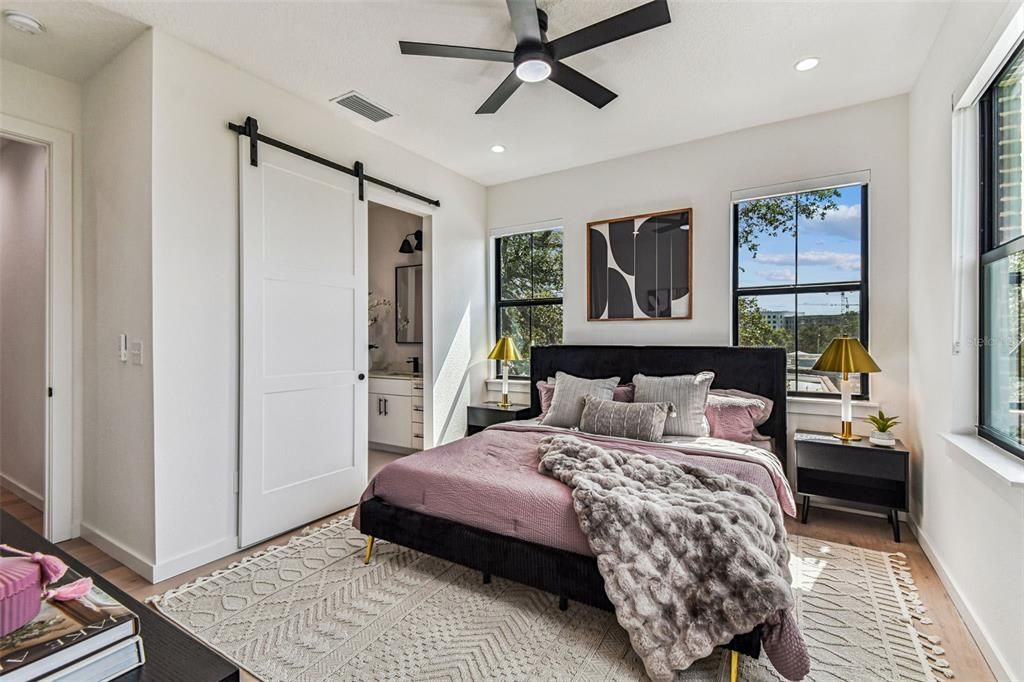 待售: $855,000 (3 贝兹, 3 浴室, 2294 平方英尺)