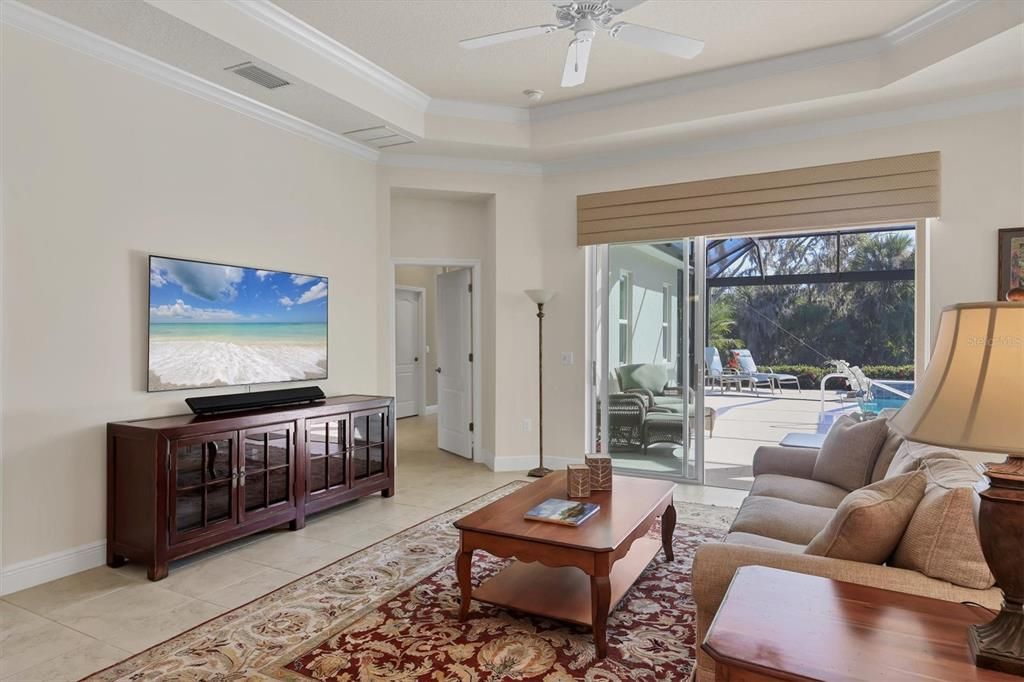 待售: $649,000 (3 贝兹, 2 浴室, 2138 平方英尺)