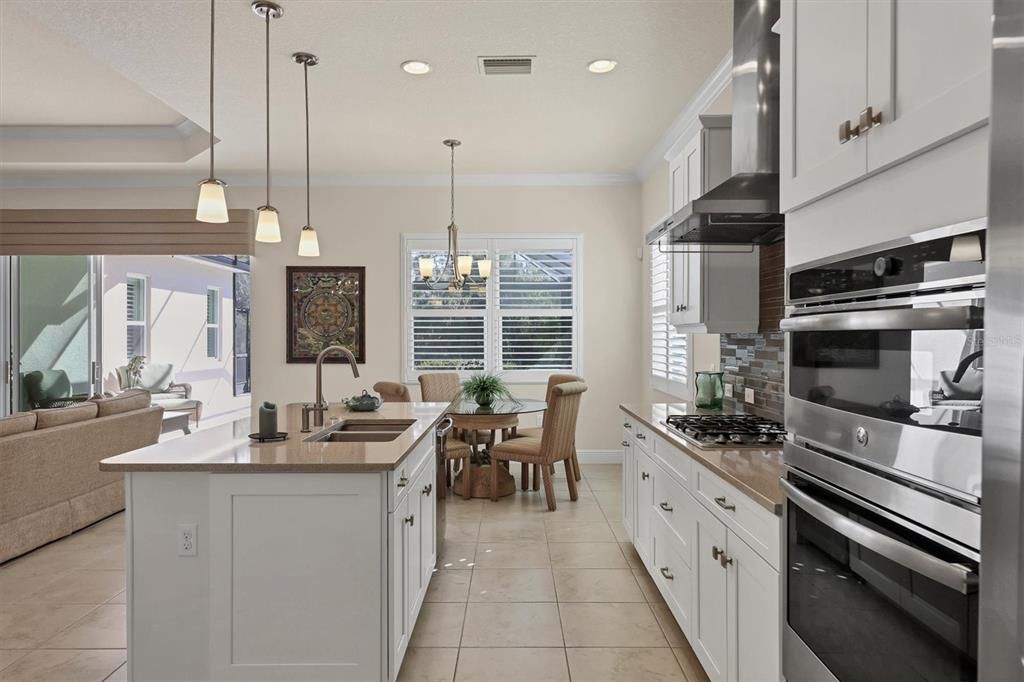 待售: $649,000 (3 贝兹, 2 浴室, 2138 平方英尺)