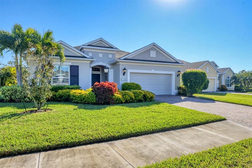 待售: $649,000 (3 贝兹, 2 浴室, 2138 平方英尺)