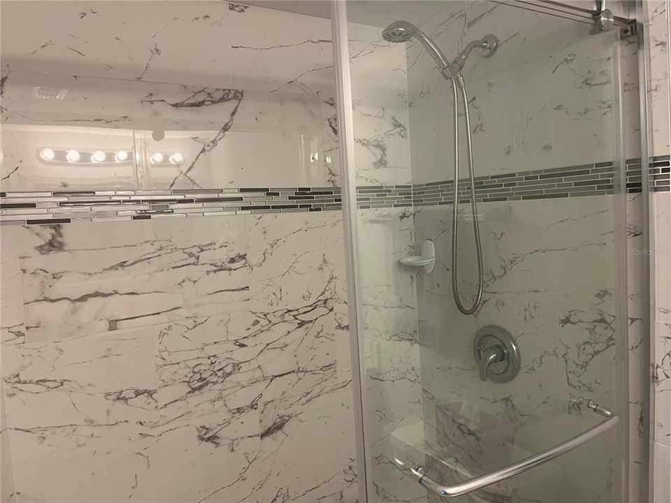 На продажу: $195,000 (2 спален, 2 ванн, 1056 Квадратных фут)