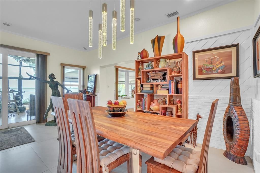 For Sale: $849,000 (4 beds, 5 baths, 3754 Square Feet)