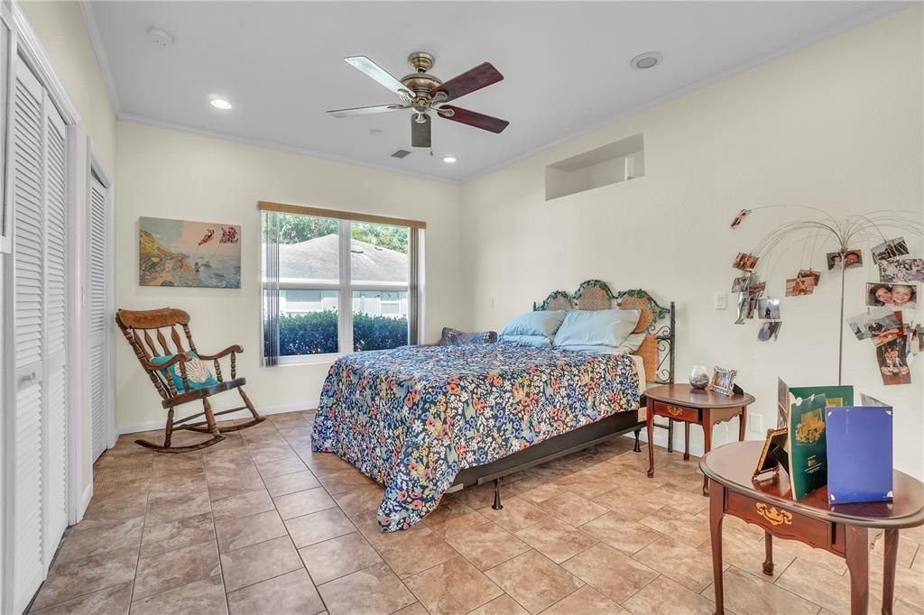 For Sale: $849,000 (4 beds, 5 baths, 3754 Square Feet)