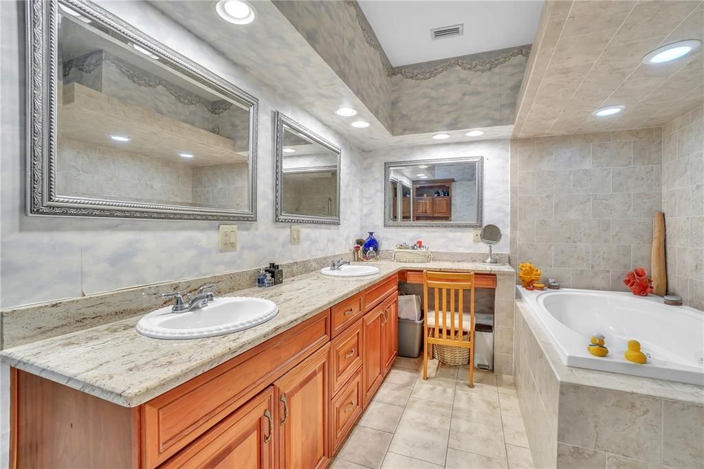 For Sale: $849,000 (4 beds, 5 baths, 3754 Square Feet)