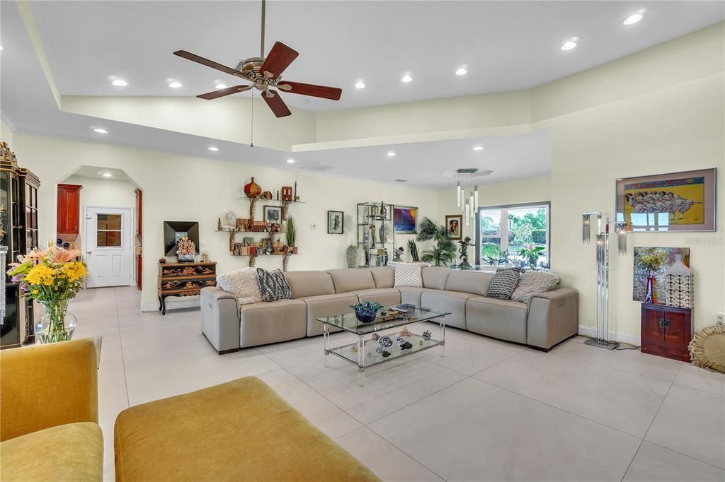 For Sale: $849,000 (4 beds, 5 baths, 3754 Square Feet)