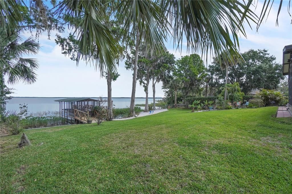 For Sale: $849,000 (4 beds, 5 baths, 3754 Square Feet)