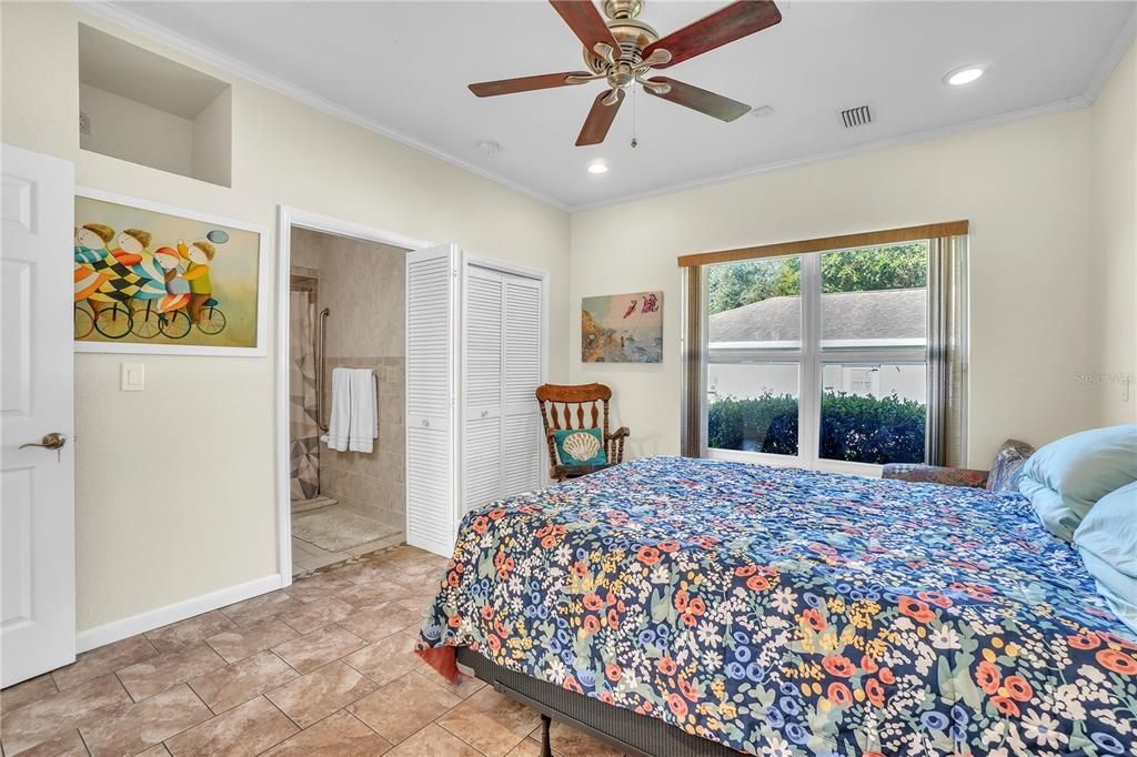 For Sale: $849,000 (4 beds, 5 baths, 3754 Square Feet)