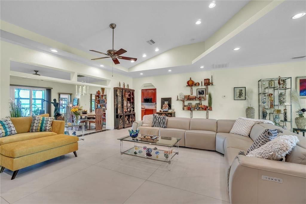 For Sale: $849,000 (4 beds, 5 baths, 3754 Square Feet)