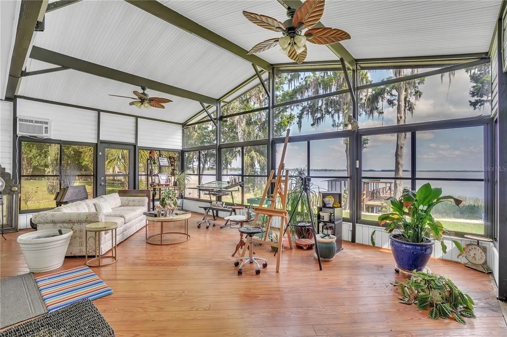 For Sale: $849,000 (4 beds, 5 baths, 3754 Square Feet)