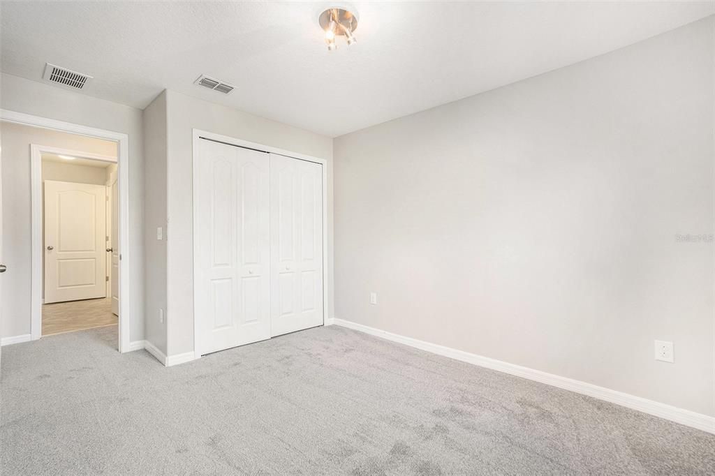 待售: $349,000 (3 贝兹, 2 浴室, 1988 平方英尺)