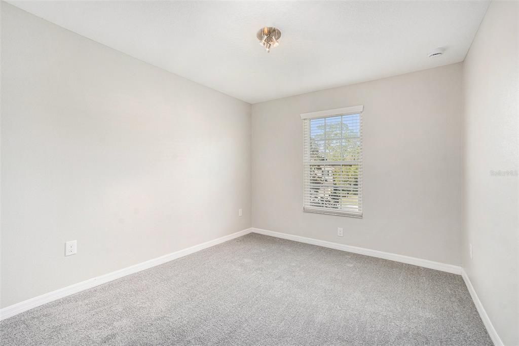 待售: $349,000 (3 贝兹, 2 浴室, 1988 平方英尺)