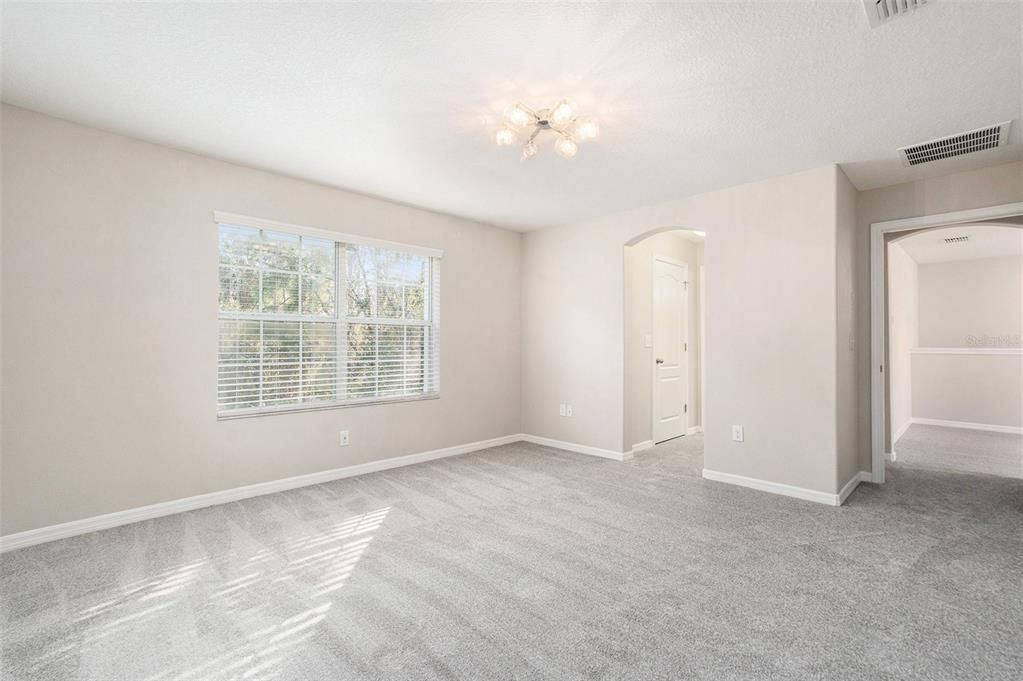 待售: $349,000 (3 贝兹, 2 浴室, 1988 平方英尺)