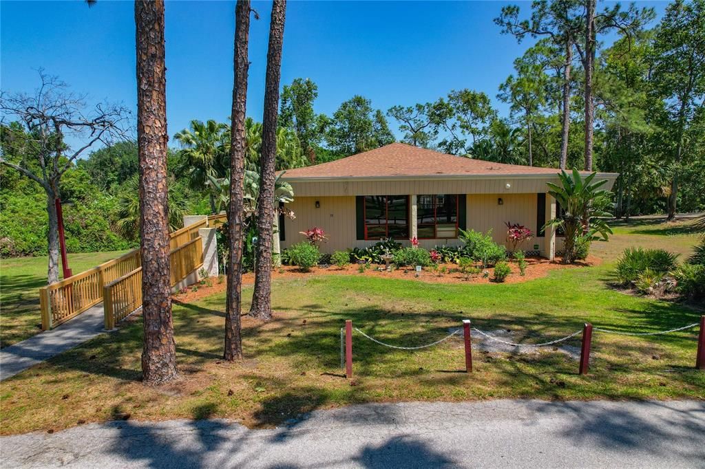 待售: $69,000 (2 贝兹, 2 浴室, 1579 平方英尺)