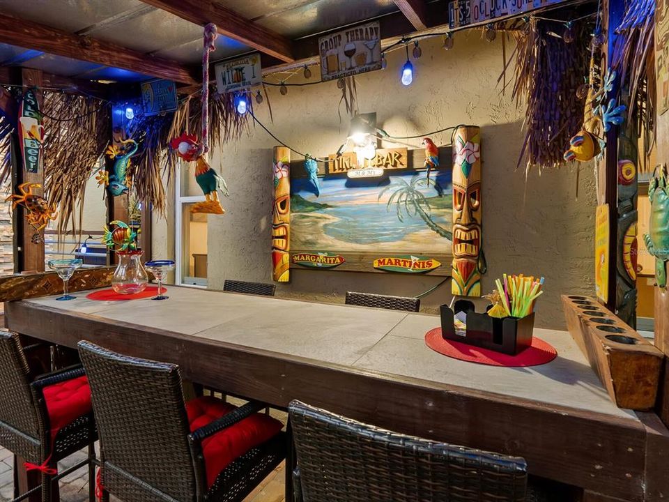 For Sale: $1,320,000 (3 beds, 3 baths, 1996 Square Feet)