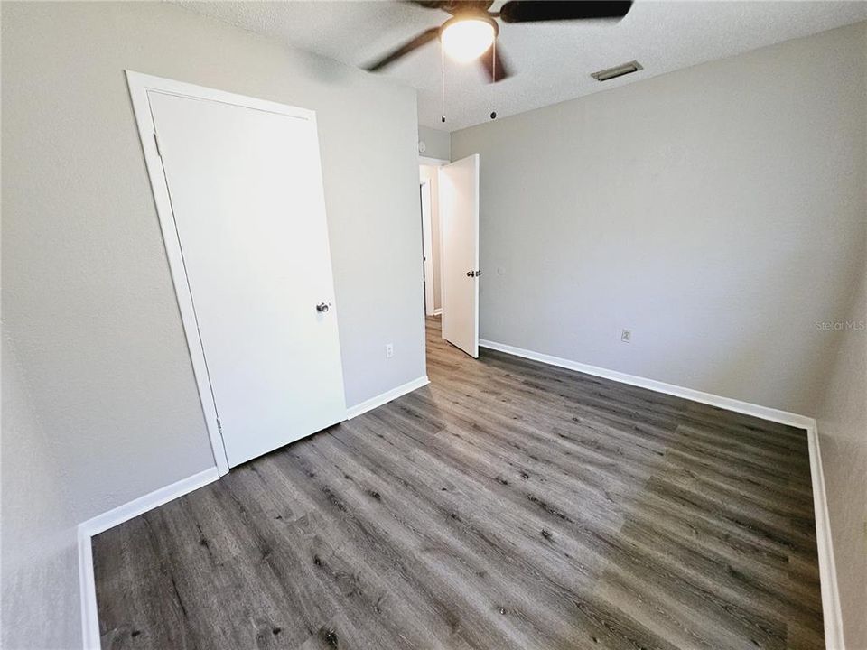 出租: $1,595 (3 贝兹, 2 浴室, 1120 平方英尺)