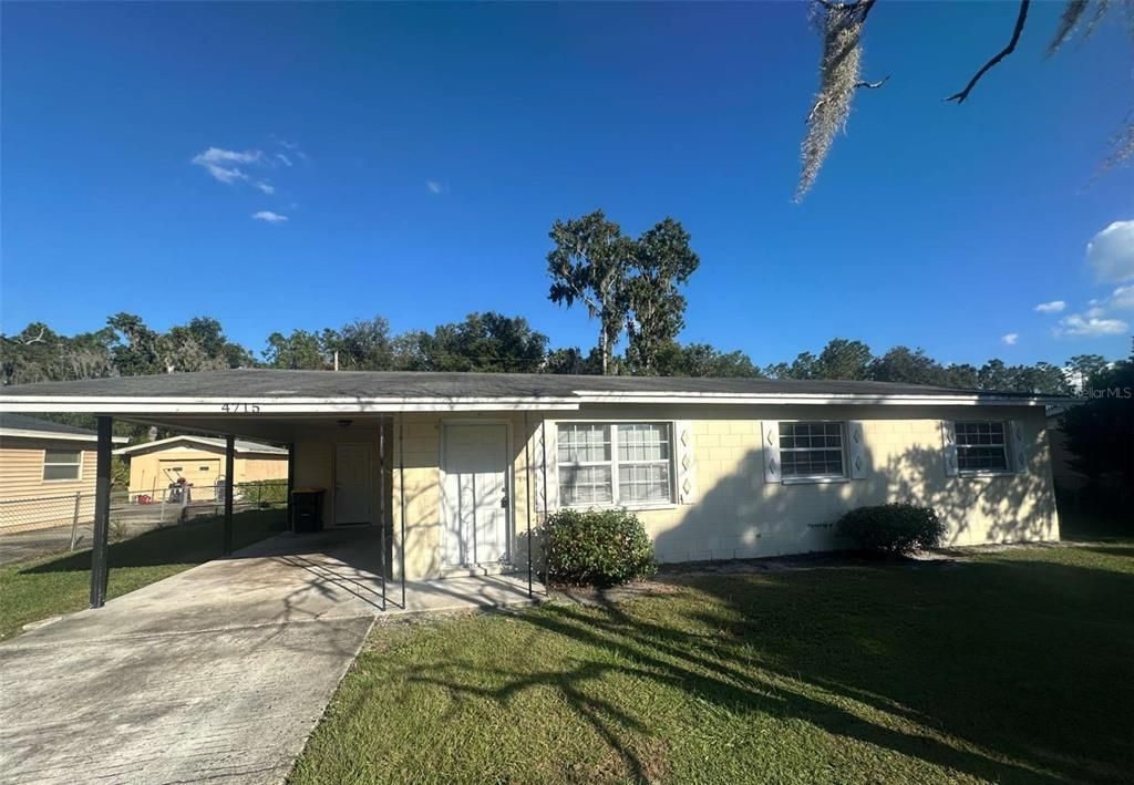 出租: $1,595 (3 贝兹, 2 浴室, 1120 平方英尺)