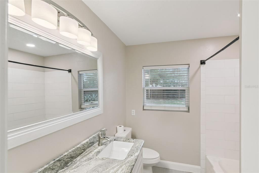 На продажу: $285,000 (3 спален, 2 ванн, 1473 Квадратных фут)