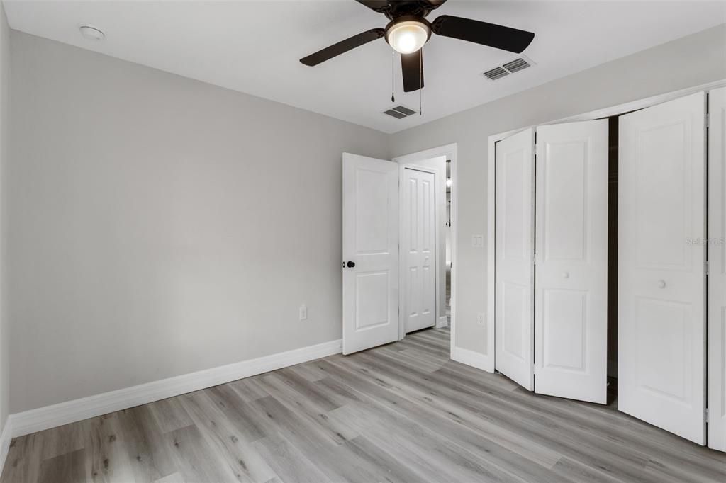 For Rent: $2,400 (4 beds, 2 baths, 1662 Square Feet)