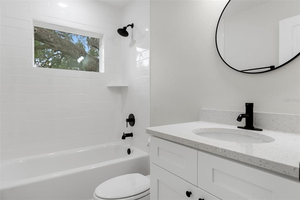 For Rent: $2,400 (4 beds, 2 baths, 1662 Square Feet)