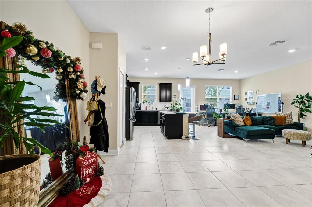 For Sale: $350,000 (3 beds, 2 baths, 1859 Square Feet)