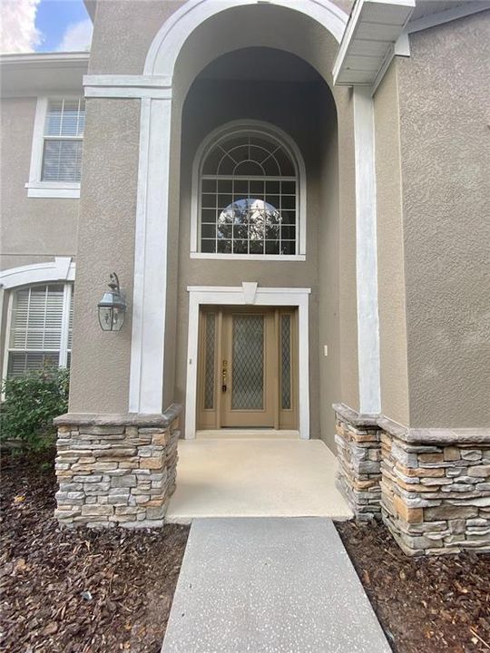 出租: $3,395 (4 贝兹, 3 浴室, 3248 平方英尺)