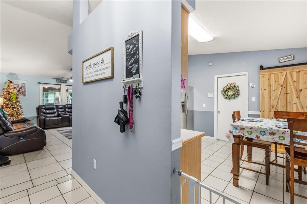 En Venta: $315,000 (3 camas, 2 baños, 1172 Pies cuadrados)