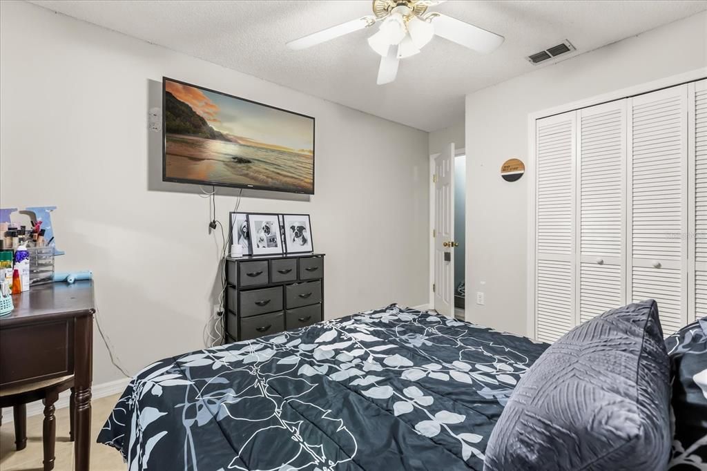 En Venta: $315,000 (3 camas, 2 baños, 1172 Pies cuadrados)