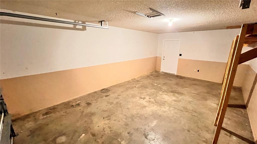 For Rent: $1,699 (3 beds, 2 baths, 1200 Square Feet)