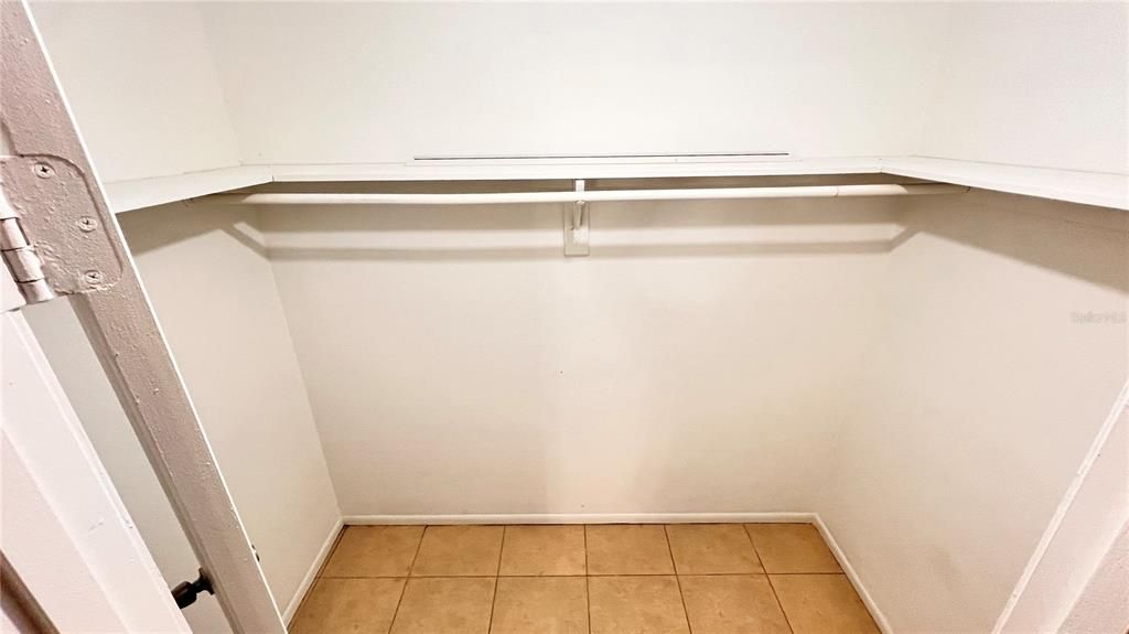 For Rent: $1,699 (3 beds, 2 baths, 1200 Square Feet)